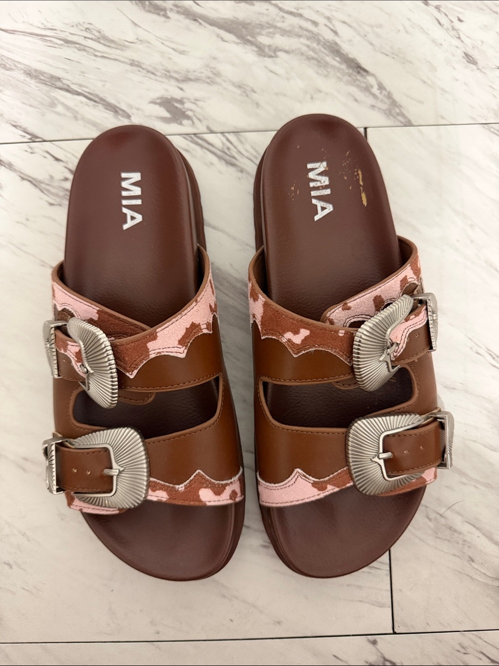 MIA Brown & Pink Buckle Slide Sandals